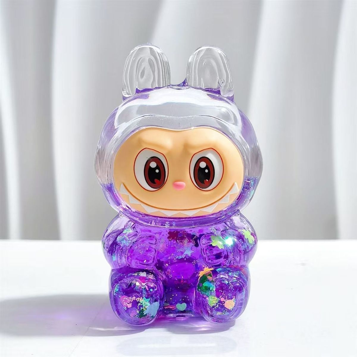 【 3300+people purchase within a week 】 New Labu Cute Oil Flowing Sand Flash Ornament Super Cute Explosive Flash Cartoon Gift Ornament Perfect for Girlfriend