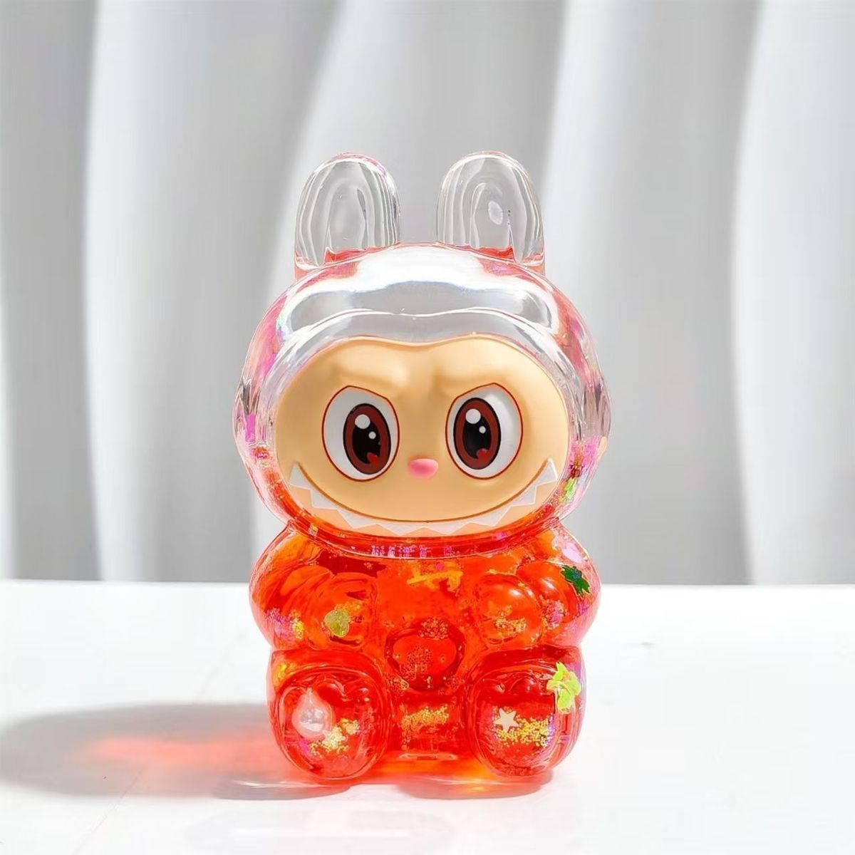 【 3300+people purchase within a week 】 New Labu Cute Oil Flowing Sand Flash Ornament Super Cute Explosive Flash Cartoon Gift Ornament Perfect for Girlfriend