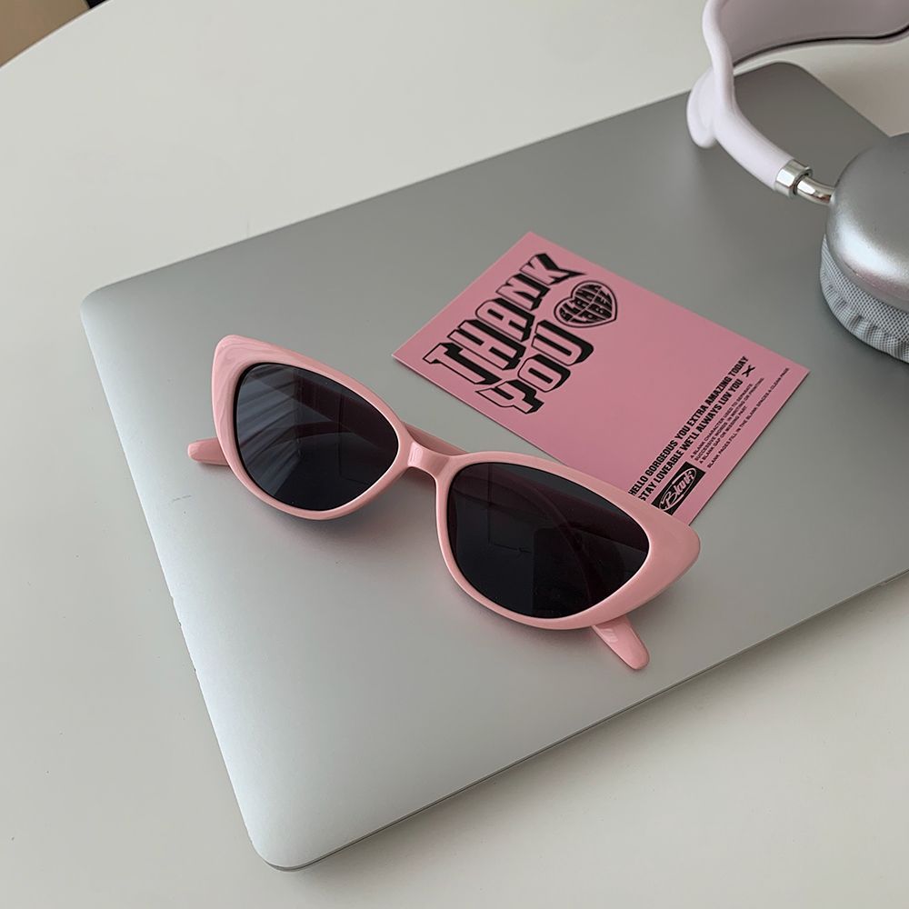 High-end retro versatile cat-eye pink sunglasses women's sunscreen face small frame sunglasses