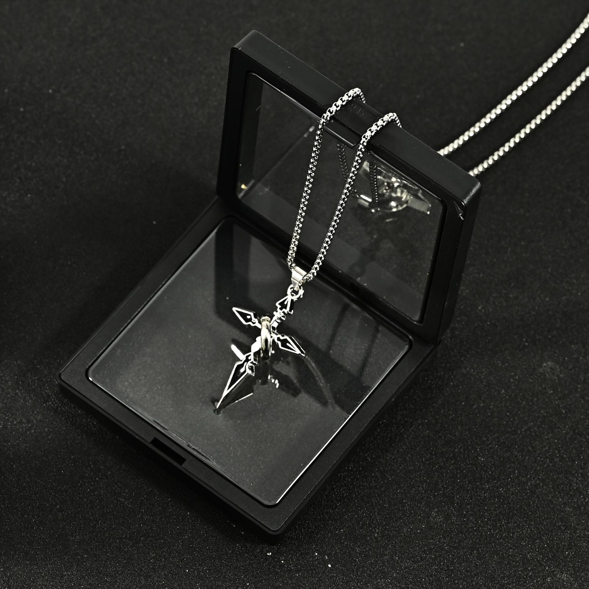 Rotatable Geometric Cross Pendant Necklace Titanium Steel Hip Hop Street Fashion Unisex Hoodie Chain For Men Women