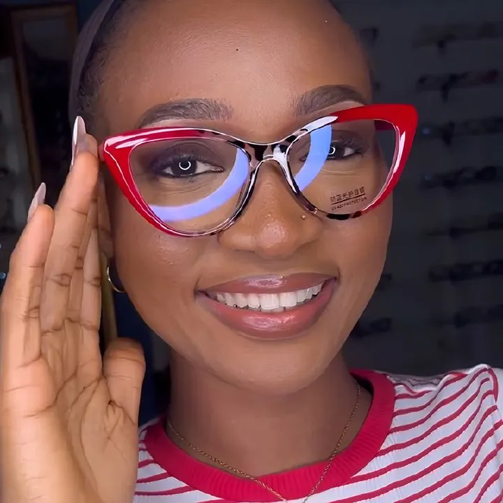 New Fashion Cat-Eye Color-Block Women's Blue-Light Blocking Flat Glasses, Cross-Border European and American Casual Protective Eyewear Frames, Compatible with Lenses