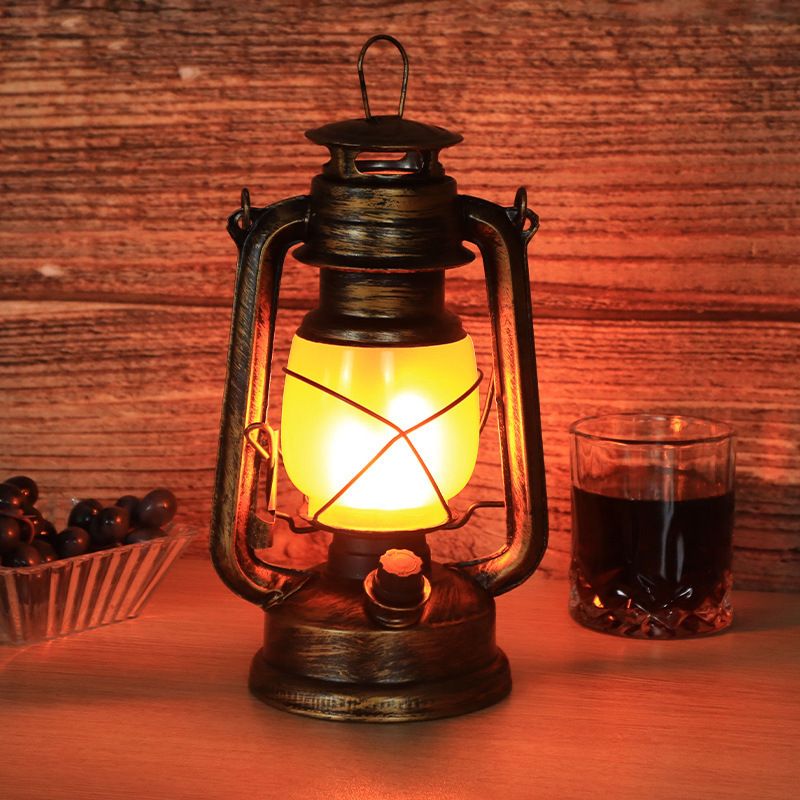 Camping Courtyard Garden atmosphere LED lights Camping retro horse lights Outdoor rechargeable solar hand-held lanterns