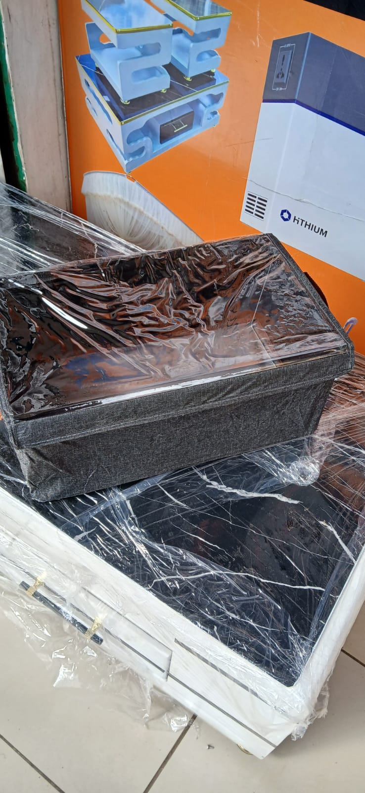 Collapsible Fabric Organizer with a Cover / Storage basket