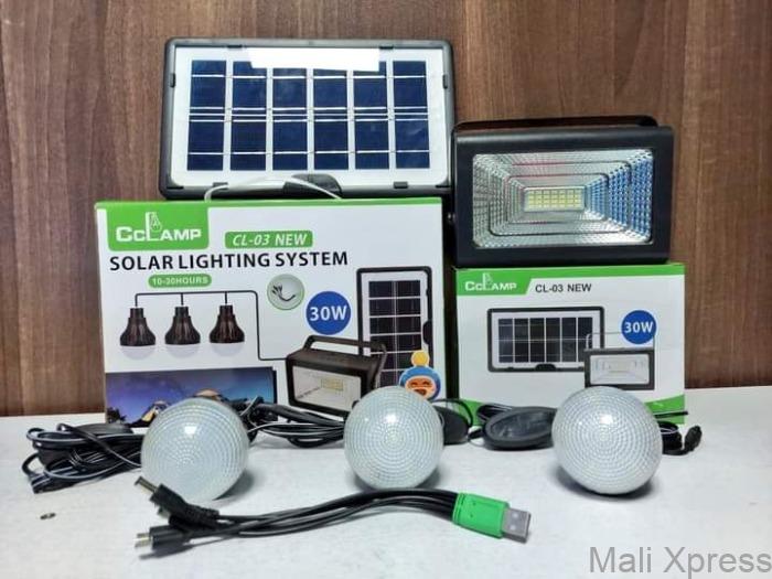 30W Solar Lighting System Cclamp CL-03 Solar Lighting Kit with 3 bulbs and 5 in 1 USB Cable Multifunctional Solar power bank