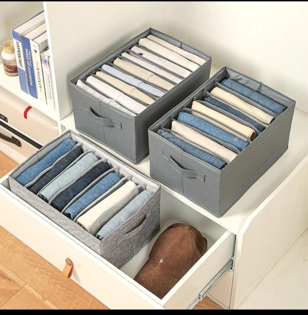 7-Grid Foldable Large Capacity Clothes Storage Organizer with Handles – 30×42×22cm | Wardrobe & Shelf Box