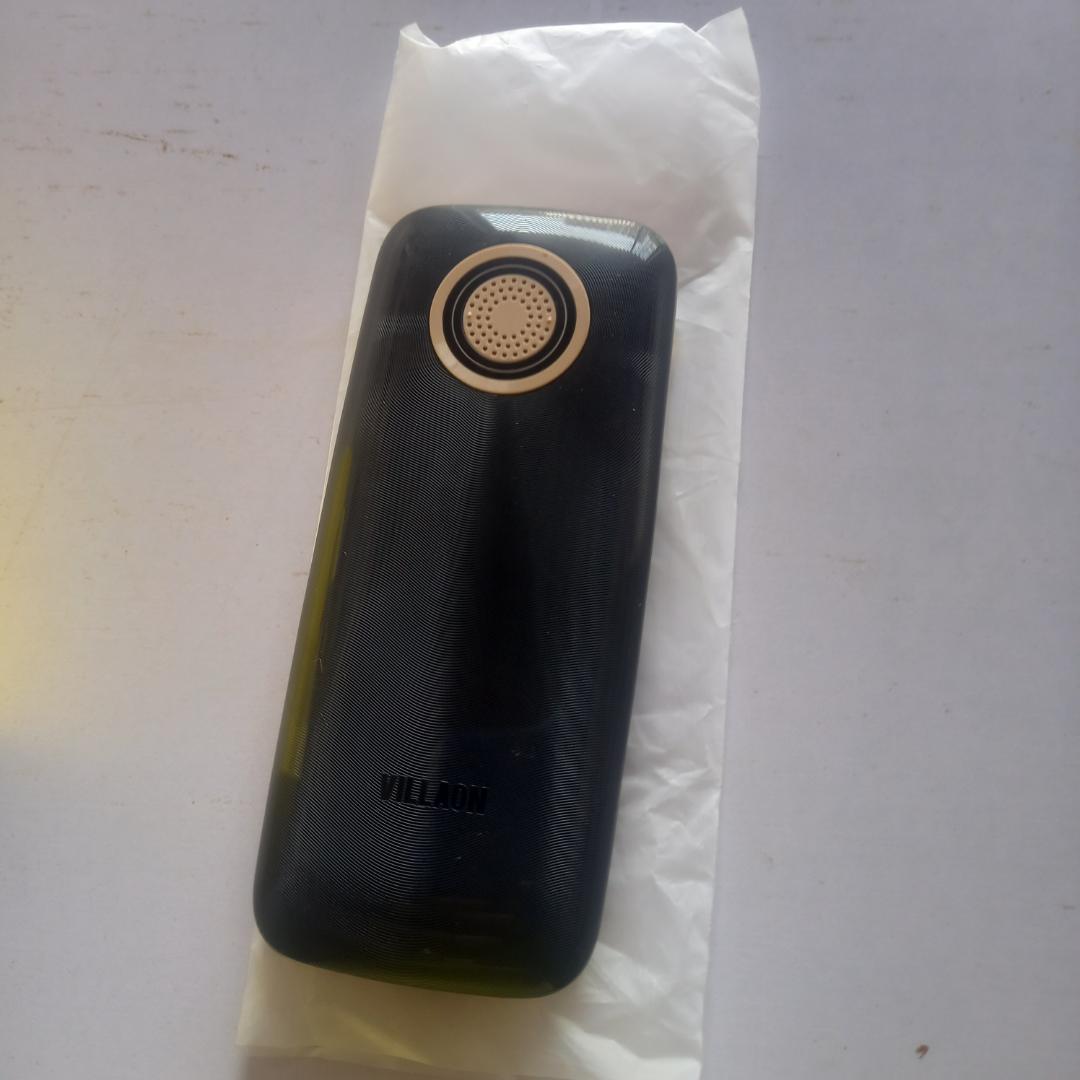 villaon v 110, When you think about a basic phone With Greatness and Standard you think of this phone, The New phone has Wonderful and Marvelous features and a screen with Toughened Glass thus it guar