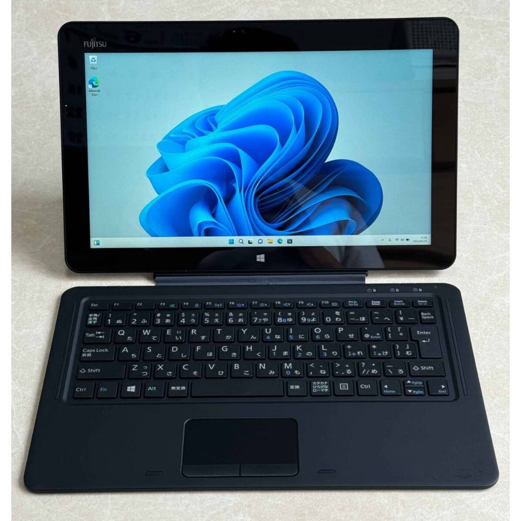 FUJITSU ARROWS Tab R727 12.5-inch Windows 2-in-1 touchscreen Lightweight Laptop Intel Core i3-7300U 8th Gen 4GB RAM 128GB SSD Stylus Support Student Business Laptop Full HD Resolution