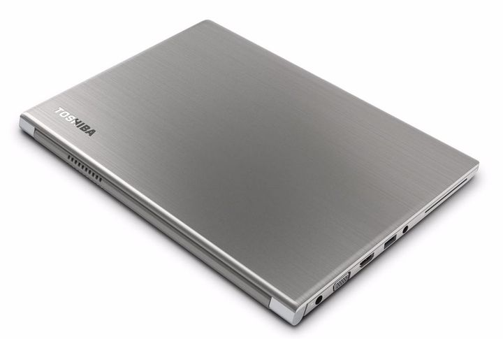 TOSHIBA R63 Refurbished Ultra-Slim Laptop Intel Core i5 7th Gen 8GB RAM 256GB SSD 6-Month Warranty Affordable Performance & Portability good for business and student laptop