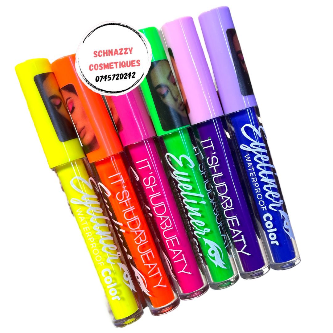 3pcs Neon Eyeliner Eyepencil Trendy Chic Retro Makeup 3pcs Neon Eyeliner Eyepencil Trendy Chic Retro Makeup Cat Eye Winged Eyeliner Neon Colors Eyeshadow MUA Make Up School Artist Photography