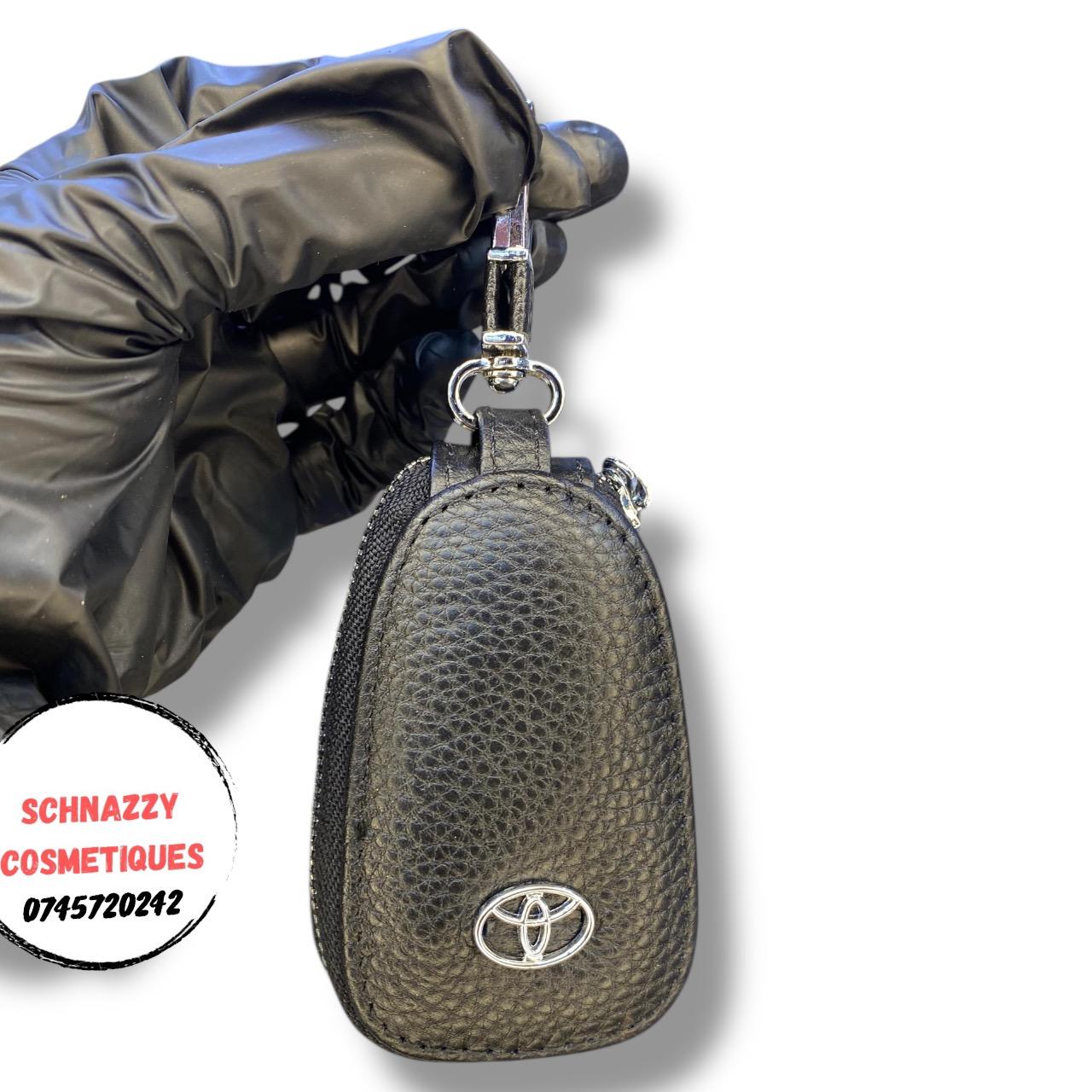 Multifunction Car Key Protector Pouch PU Leather Cover Safely Protect From Dilapidation Scratch Damage Loss Car Keyholder Keychain Bag Key Case Fits IDs Small Snugly Compact Fits Bag Back Pocket