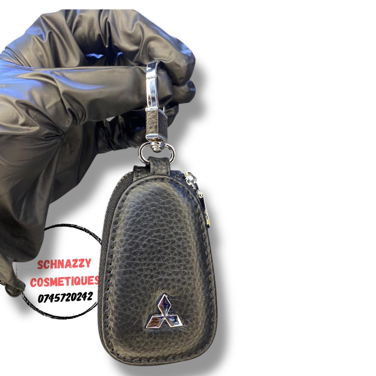 Multifunction Car Key Protector Pouch PU Leather Cover Safely Protect From Dilapidation Scratch Damage Loss Car Keyholder Keychain Bag Key Case Fits IDs Small Snugly Compact Fits Bag Back Pocket