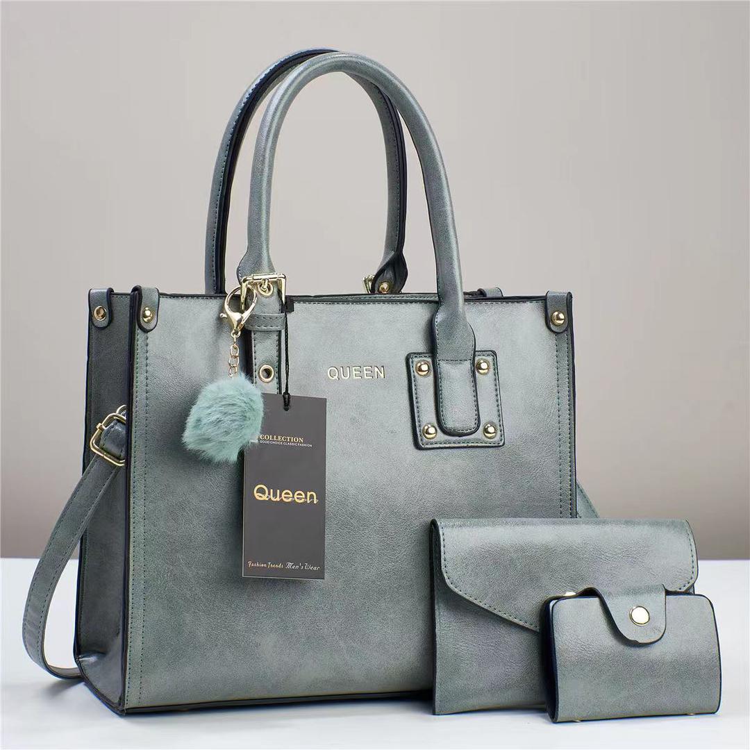 Queen 3pcs Stylish handbag Elegant in your outfit outcome with a sense of Luxury and Class