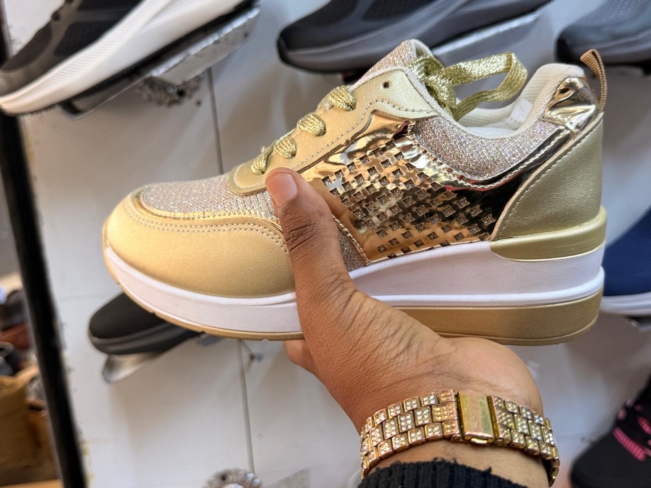 Classic Unisex Fashion Wedge Sneakers/Platform Sneakers with a Gold and Silver Finish Size 36-41