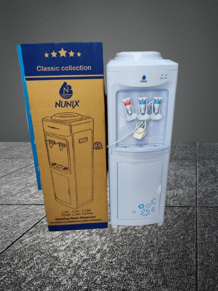 Hot and Cold Water Dispensor Hot and Cold Water Dispenser Household Applicance K6C White and Blue as picture