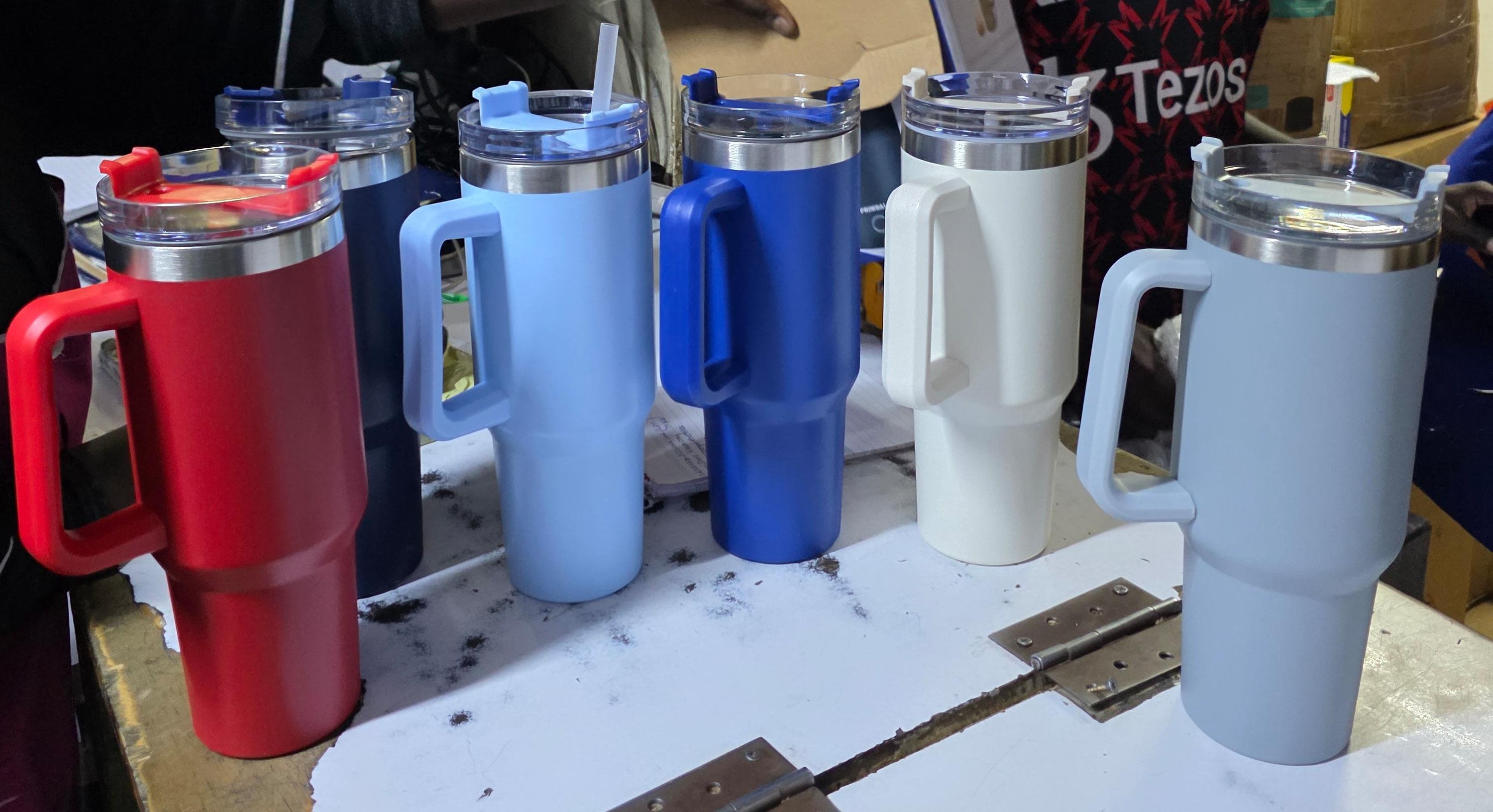 Oudonie 1.2L Bottle with Handle Hot Coffee Mug Cup Thermal Stainless Steel Tumbler with Straws Vacuum Flask Insulated Portable Cup