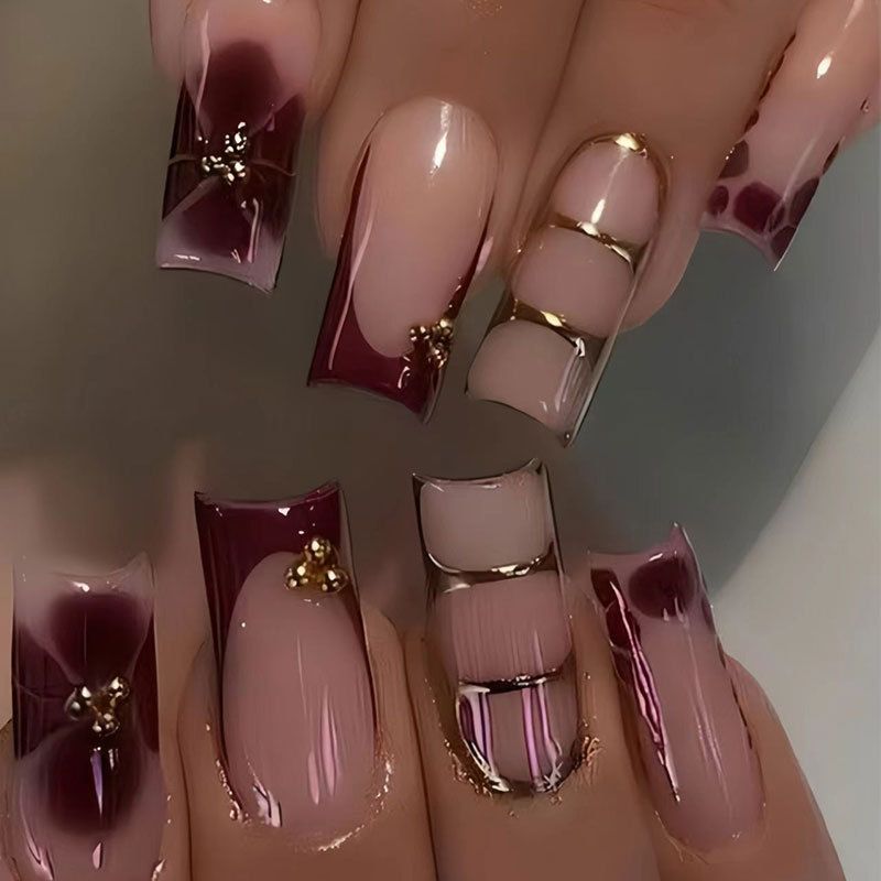 24 Pcs Popular French style wearable nail with European and American printed gold round beads embellished with 24 pieces