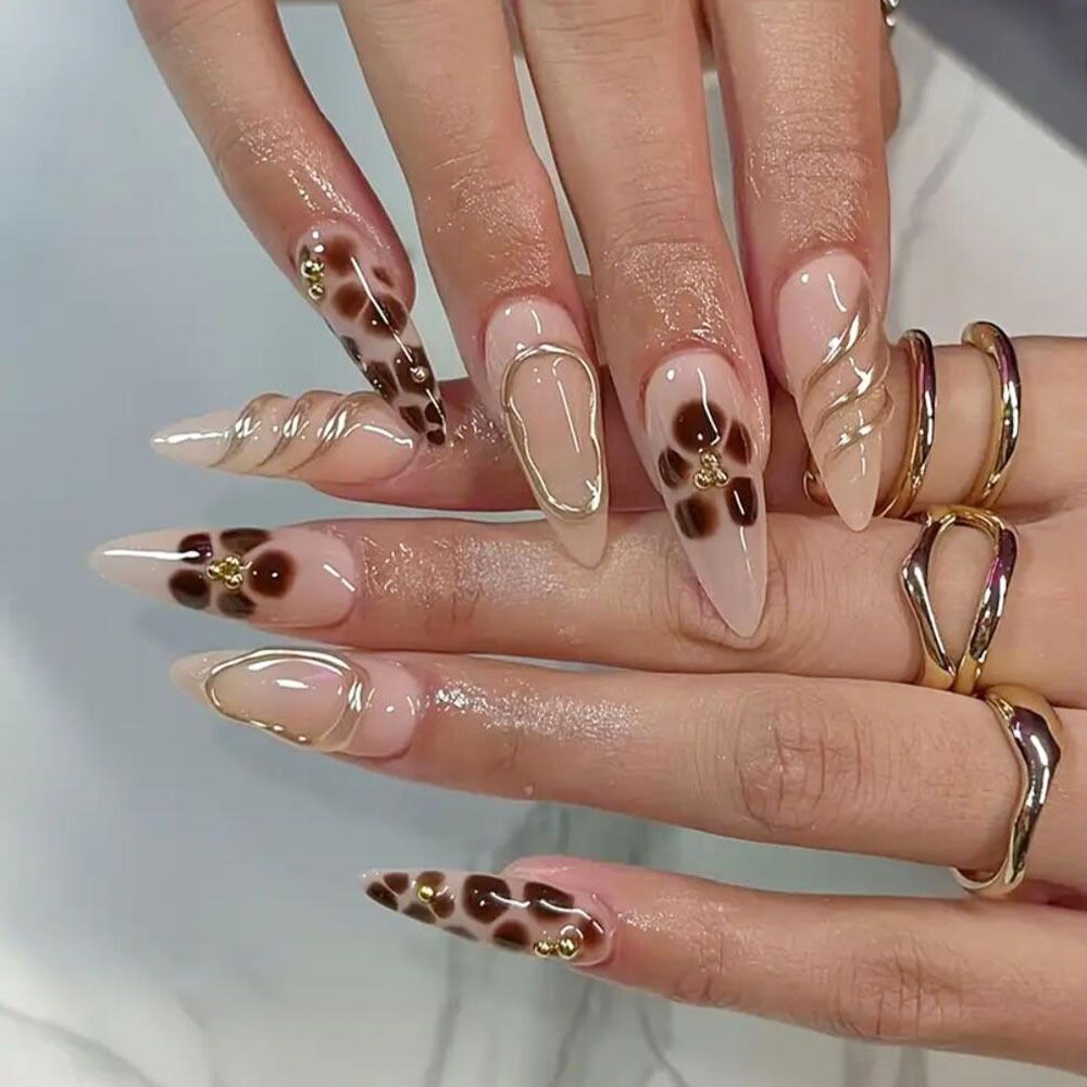 24Pcs Autumn Winter Leopard Print Press On Nails Gold Foil & Beads False Nails European American Almond Shape Reusable Wearable Nails