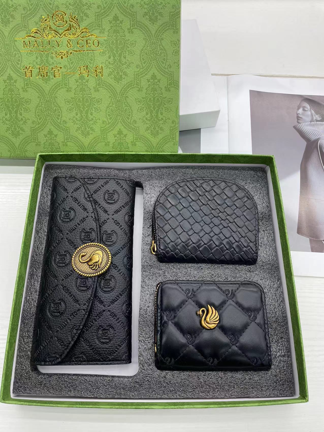 Famous Brand 3 Piece Gift Box With Black Leather Crocodile Money Bag Card Bag and Long Wallet For Women Lady Girl