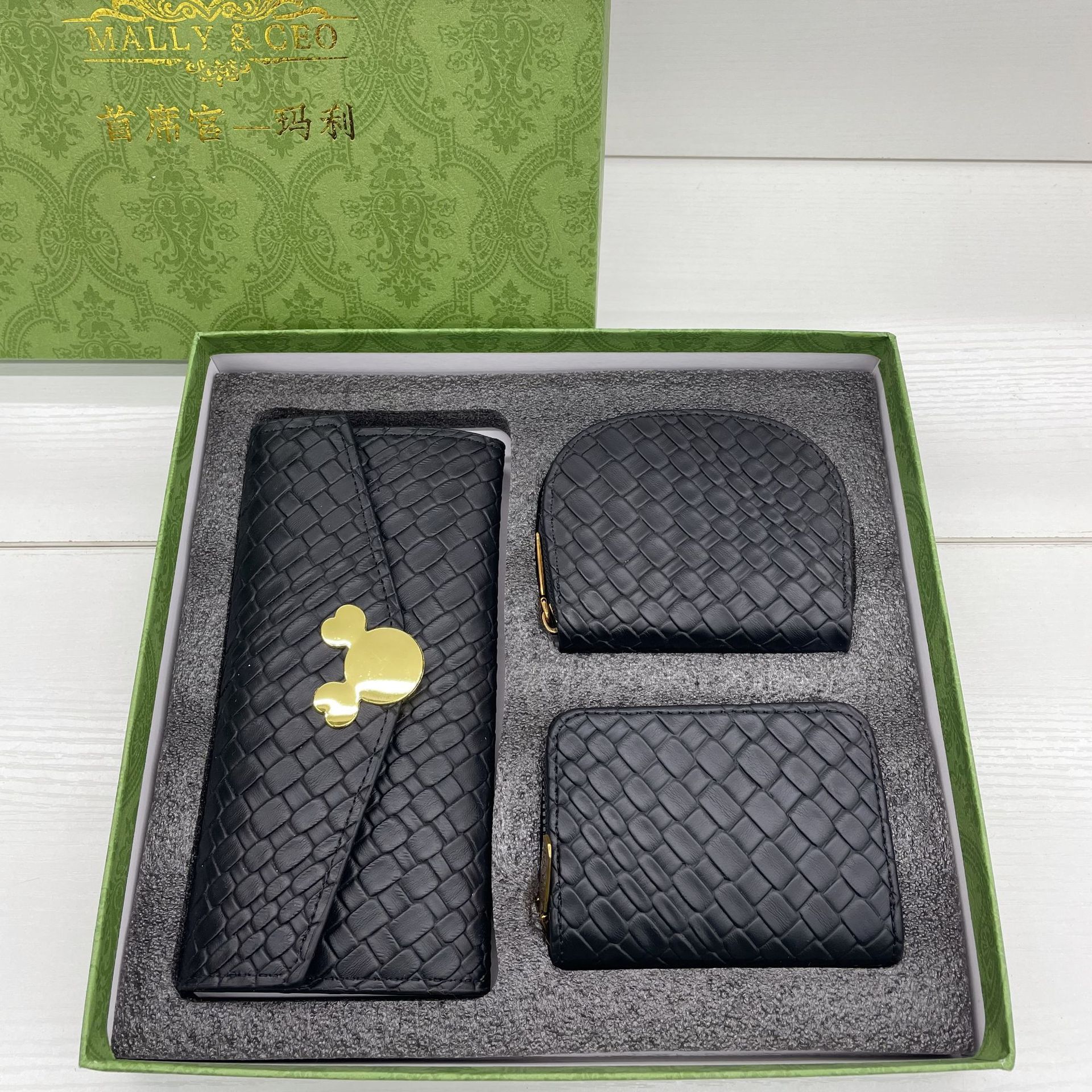 Famous Brand 3 Piece Gift Box With Black Leather Crocodile Money Bag Card Bag and Long Wallet For Women Lady Girl
