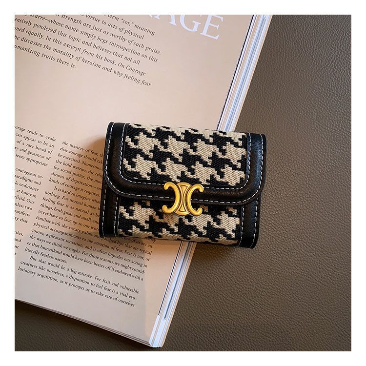Fashion Wallets & Holders Daily With Magnetic Buckle  Multi-Card Design Orderly Storage Of Large Capacity Women's Short Wallet Card Bag