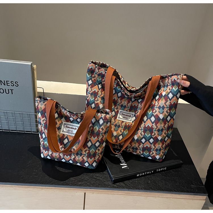 Large-capacity handbag for women, 2025 new style, ins canvas bag, large-capacity fashionable commuter bag, schoolbag, single shoulder bag for going out