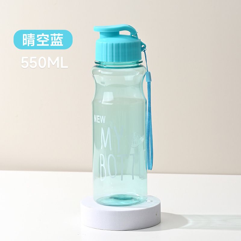 Outdoor sports require the ability to carry water easily. This water cup is made of pet plastic and is BPA-free.