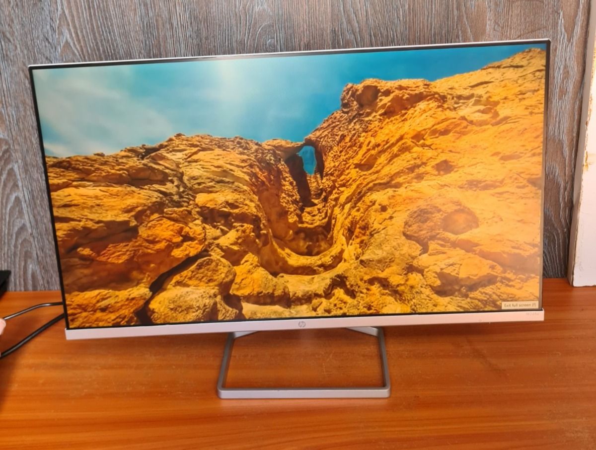HP M24f 24-Inch FHD Monitor – Premium Display at a Great Value (Open Box)