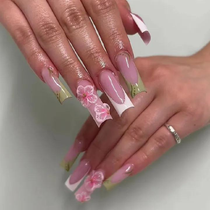 24Pcs/set Medium Length French Fake Nails Blue Pink Halo Glossy False Nail Artificial Acrylic Press On Nails Art tips Removable