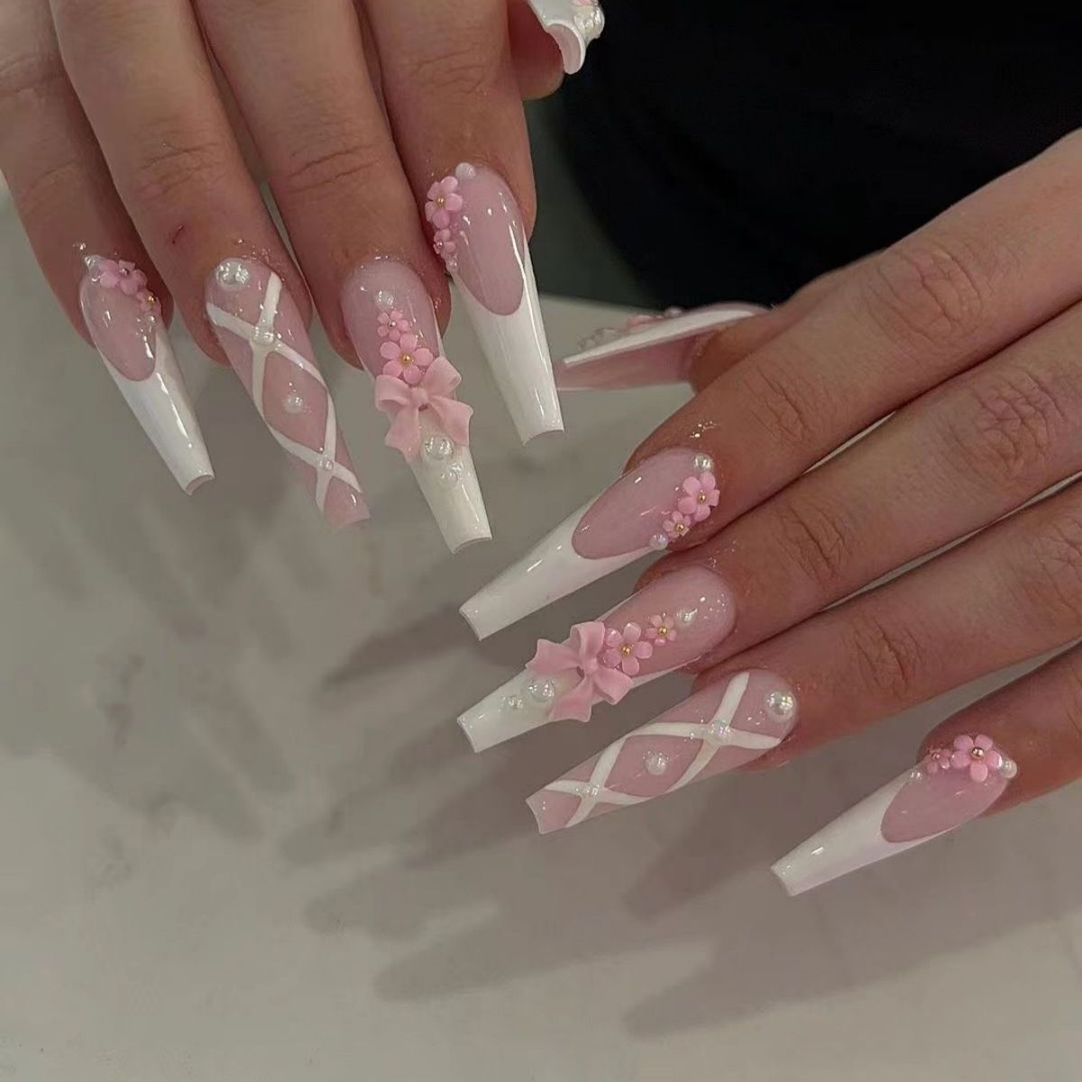 24Pcs Square False Nails with Jelly Glue Wearable Red Long Coffin Fake Nails Rhinestone Design Ballet Full Cover Press on Nails Tips