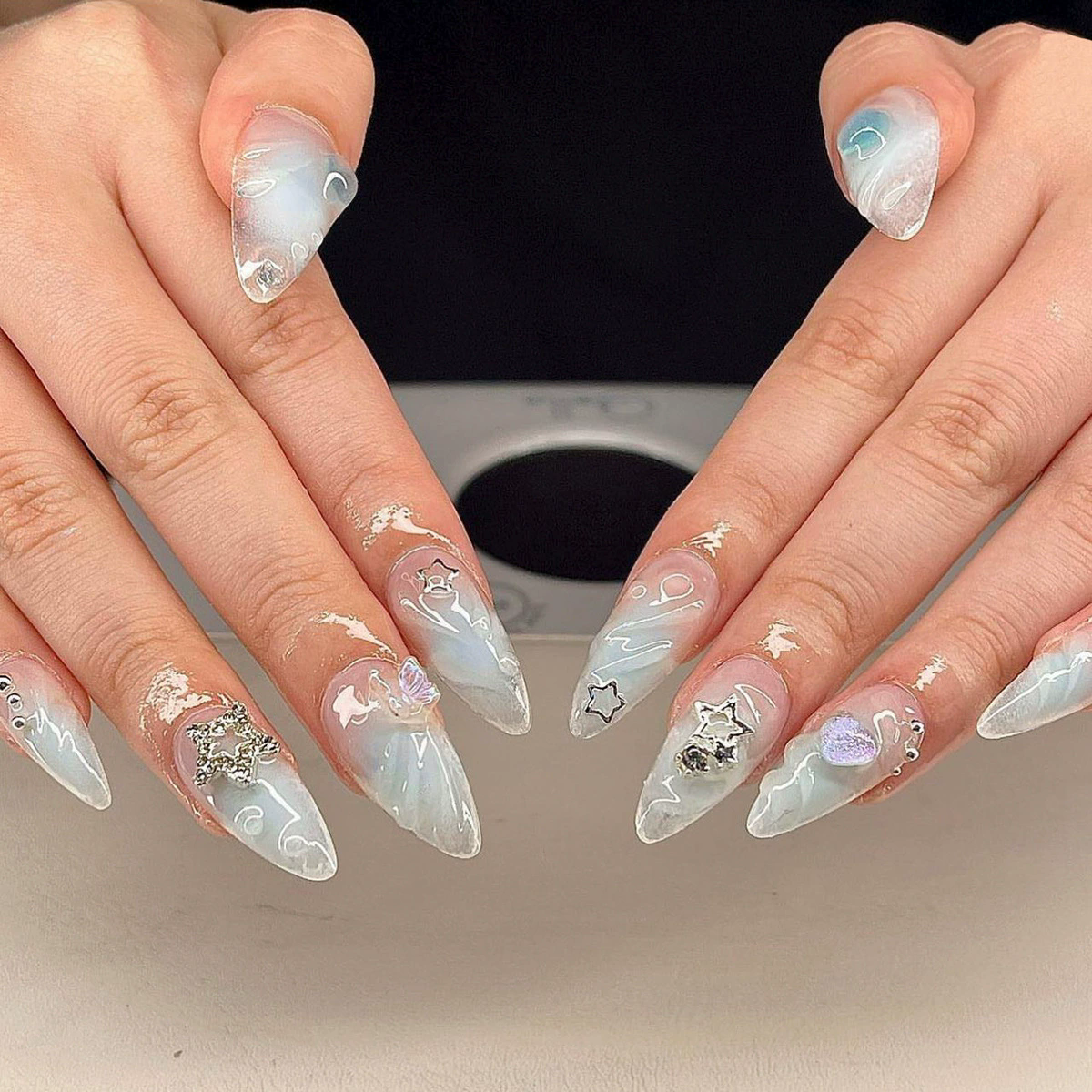 3D Pink Almond False Nails Butterfly Ballet With French Design Wearable Fake Nails Simple Artificial Press on Nails Tips Art 24Pcs