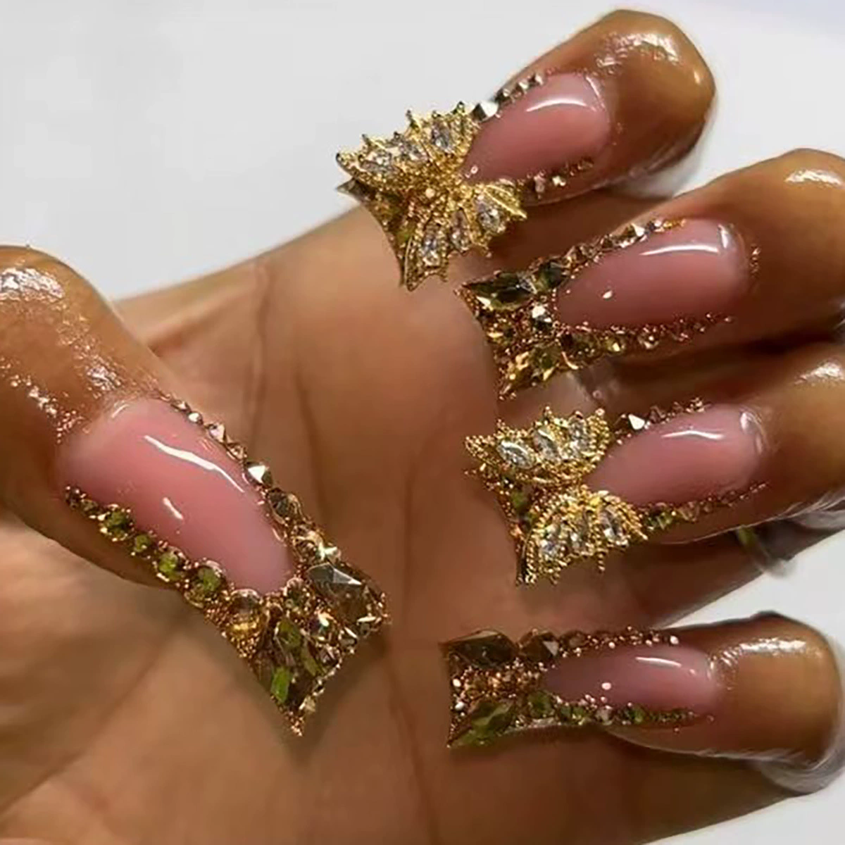 24Pcs/set Medium Length French Fake Nails Blue Pink Halo Glossy False Nail Artificial Acrylic Press On Nails Art tips Removable