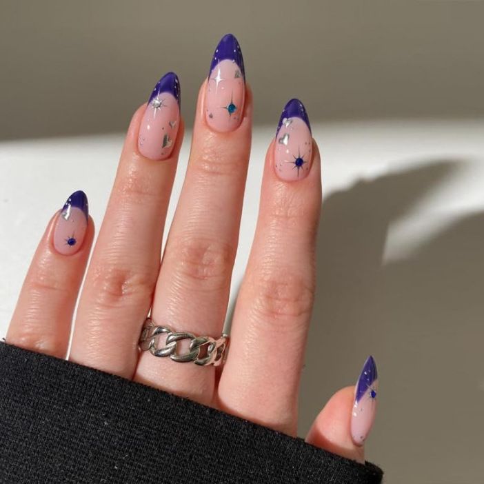 24Pcs Stiletto Press on Nails Glitter Almond False Nails French Tip Fake Nails with Glue Detachable Full Cover Acrylic Nail Tips