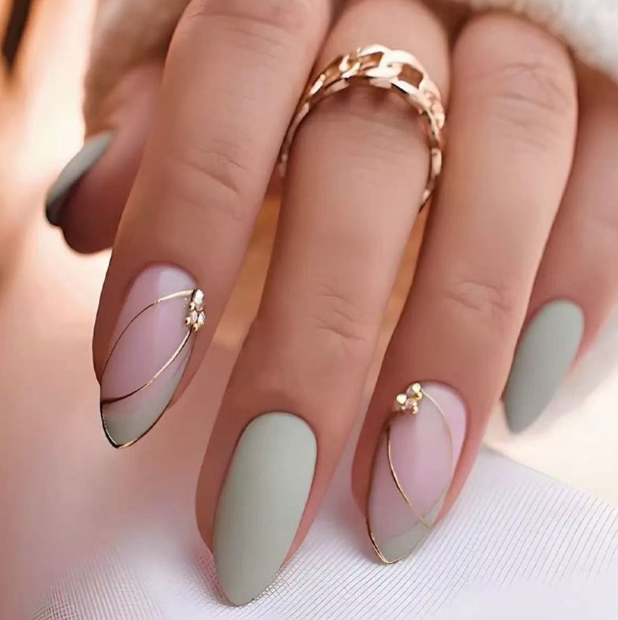24Pcs Stiletto Press on Nails Glitter Almond False Nails French Tip Fake Nails with Glue Detachable Full Cover Acrylic Nail Tips