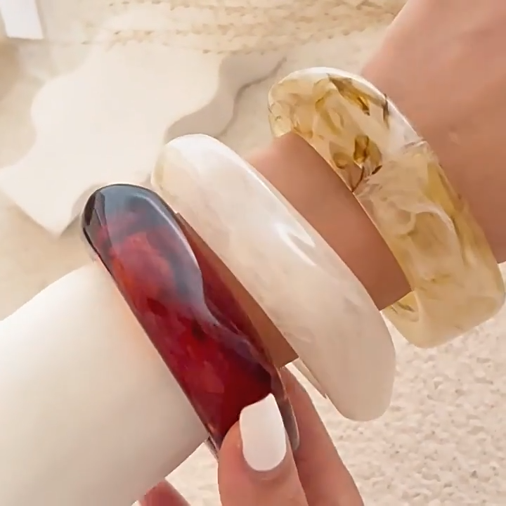 Vintage Brown Coffee Irregular Acrylic Resin Chunky Bangles for Women Goth Geometric Charm Hand Bracelets Couple Jewelry R0838