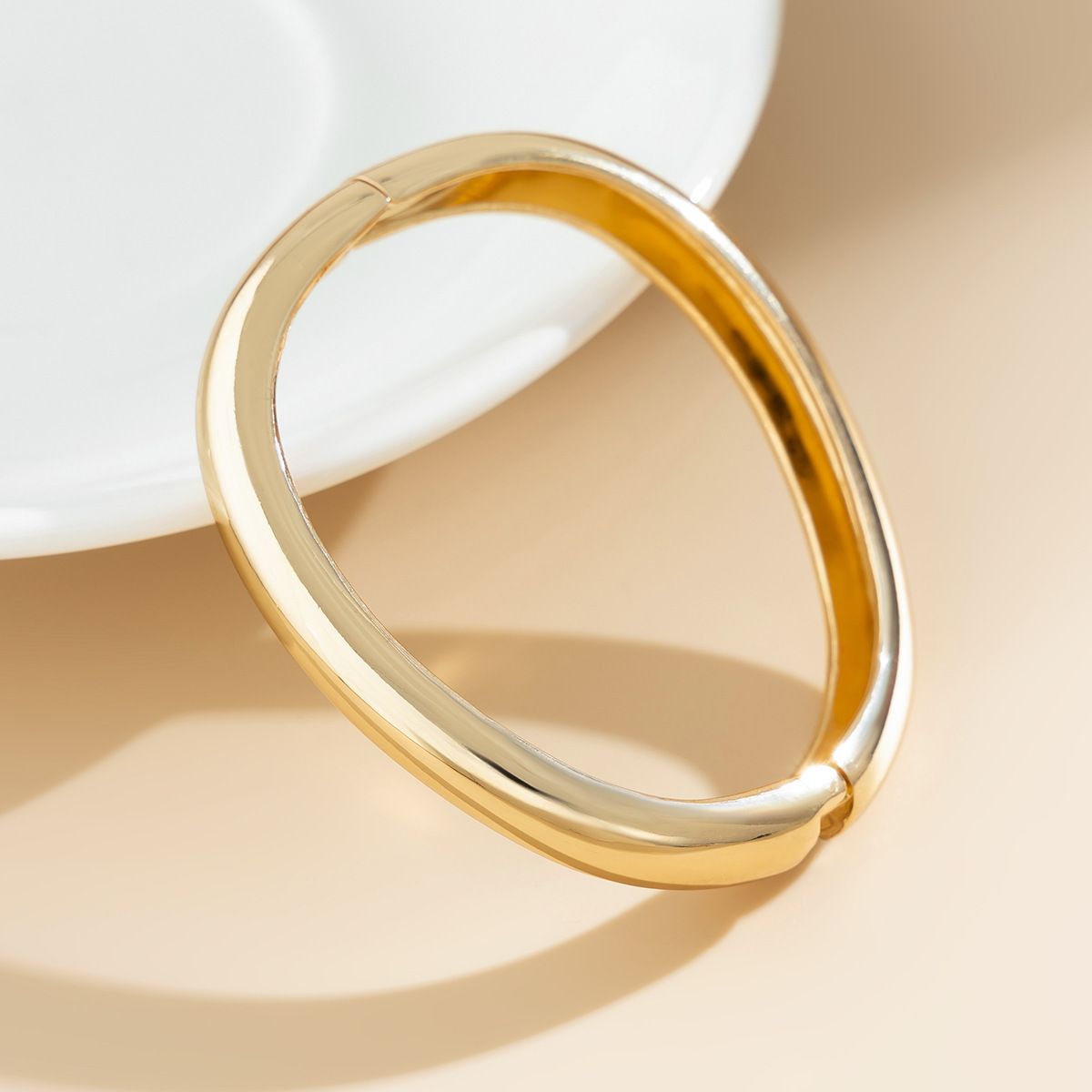 Vintage Brown Coffee Irregular Acrylic Resin Chunky Bangles for Women Goth Geometric Charm Hand Bracelets Couple Jewelry R0845