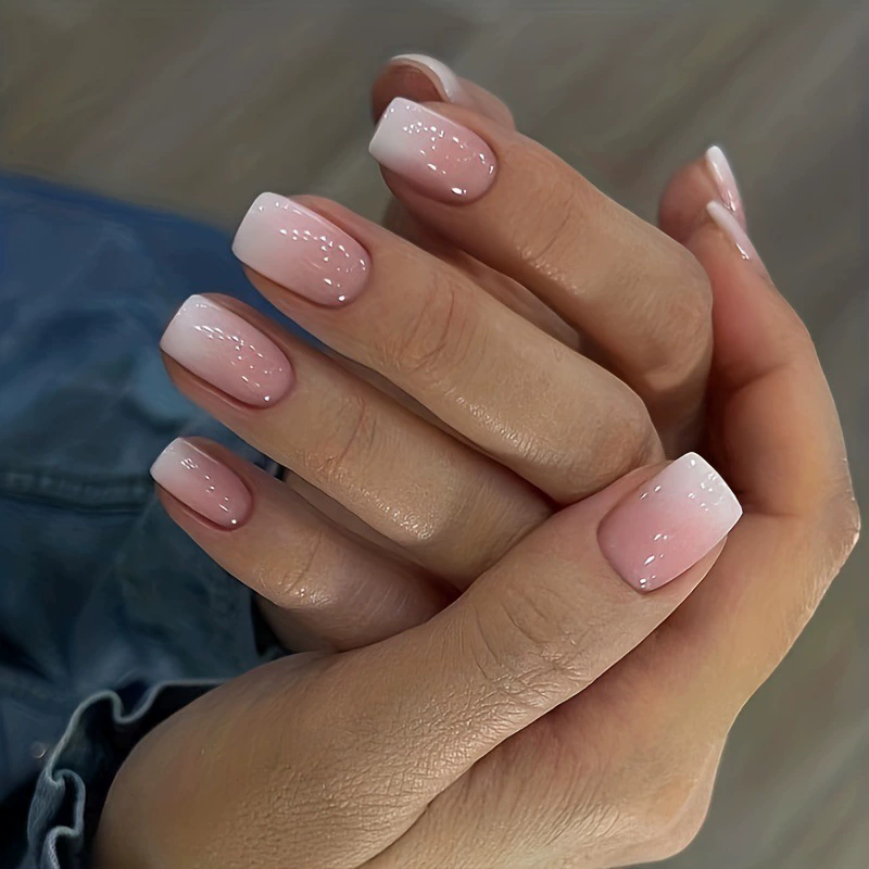 24Pcs/Set Short French Wearing Fake Nails Art Pink Gentle Girl Glitter Pearlized Press on Nail Tips Cute Natural Sweet Ins Style E0110