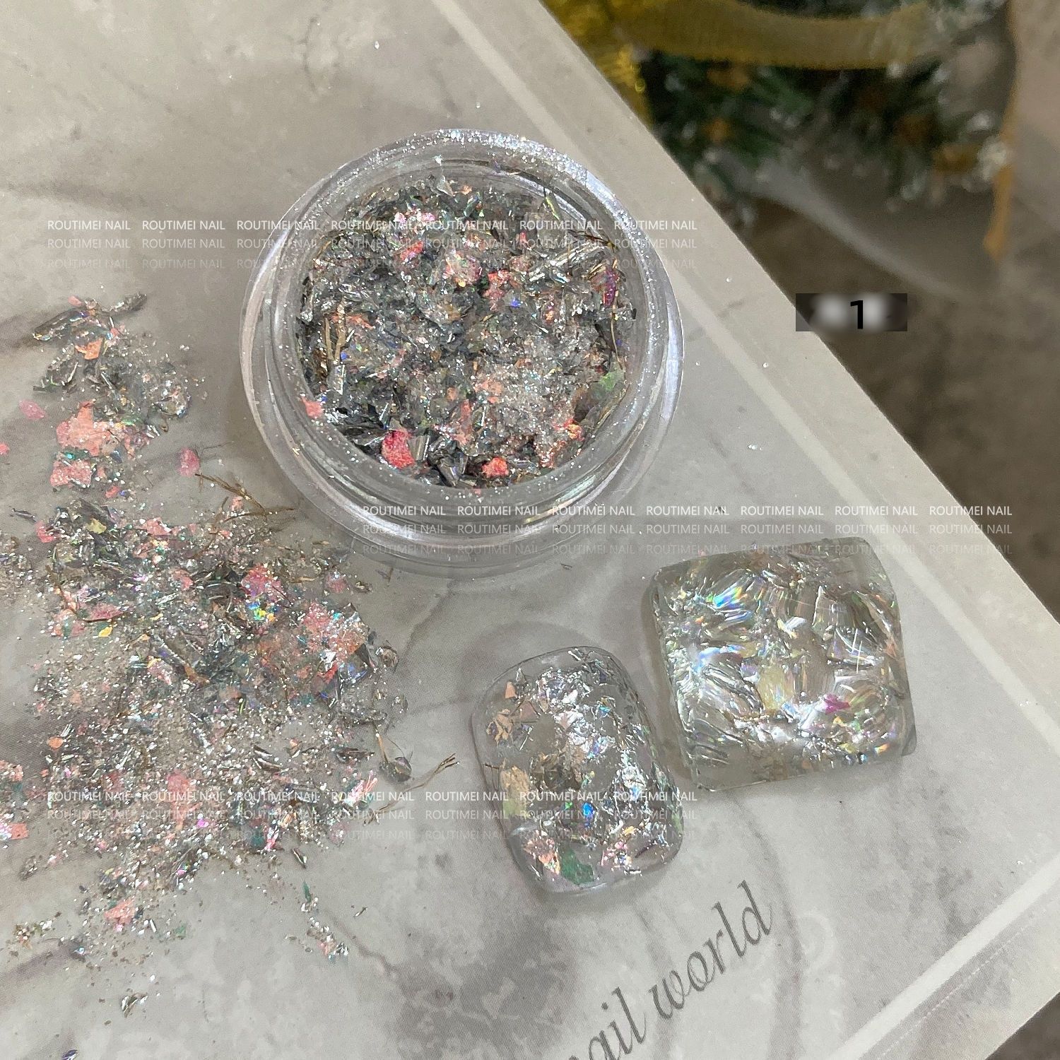 4/1Box Irregular Foil Opal Nail Glitter Sequins Sparkly Gradient Symphony Polarized Flakes Silver Gold Mixed Nail Art Decoration E0166