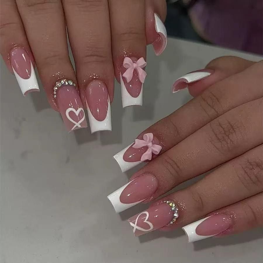 24pcs Heart Bow Press-On Nails Short Almond Black Fake Nail Y2K Full Coverage Nail Tips Removable Wearable Nail for Women&Girl E0171 view 3