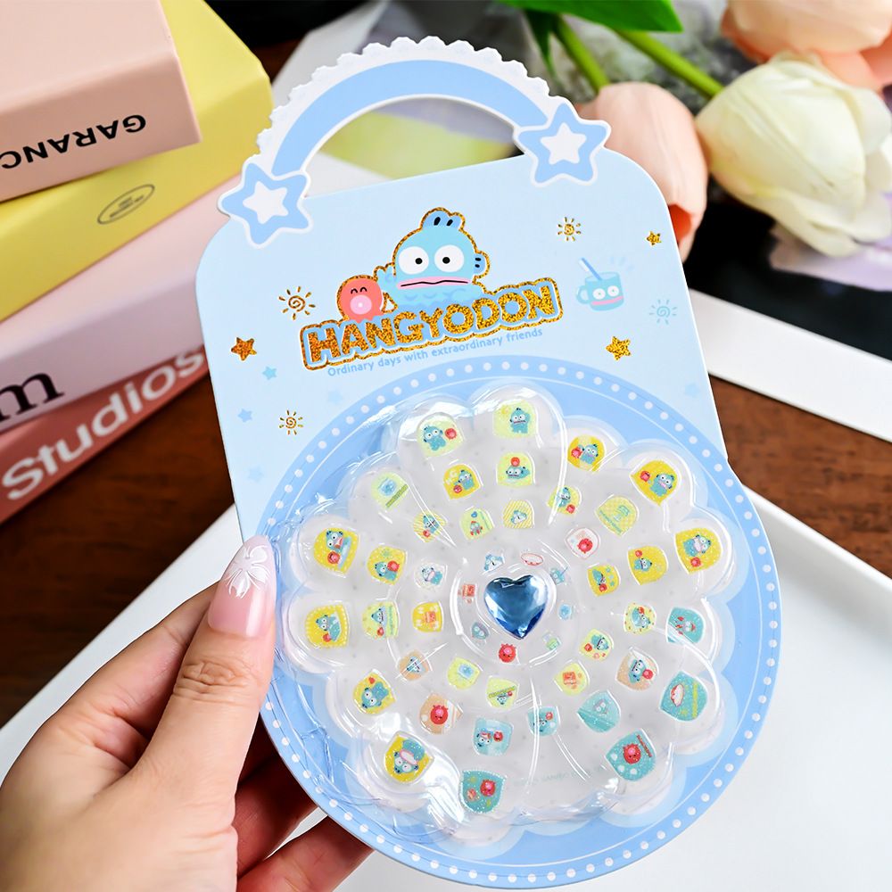 One Box Children's Nail Art Kit, Girls DIY Self-adhesive Backing Stickers, Cute My Melody Nail Tips