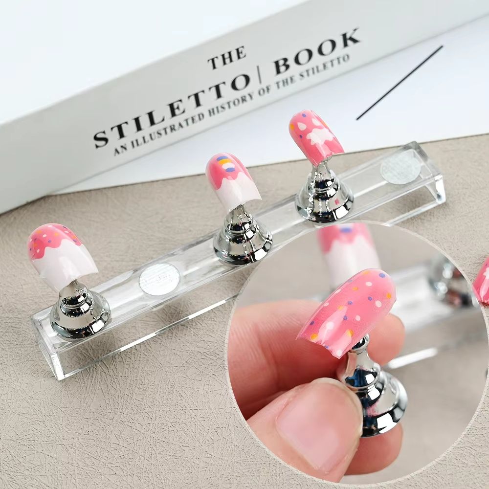 5pcs Magnetic Nail Stand for Press On Nails Display Fake Nail Nail Tips Practice Holder with Reusable Putty Nail Beginner Diy E0160