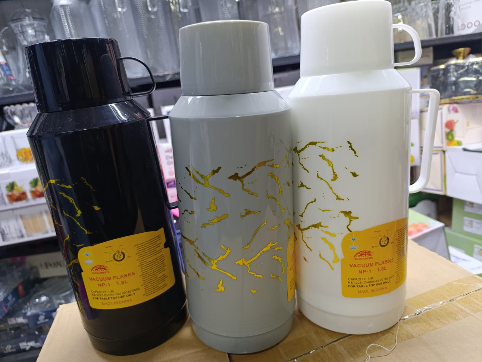 1.8ltrs marble flask/thermos vacuum flask keeps Hot! for upto 12 hours easy to clean affordable price