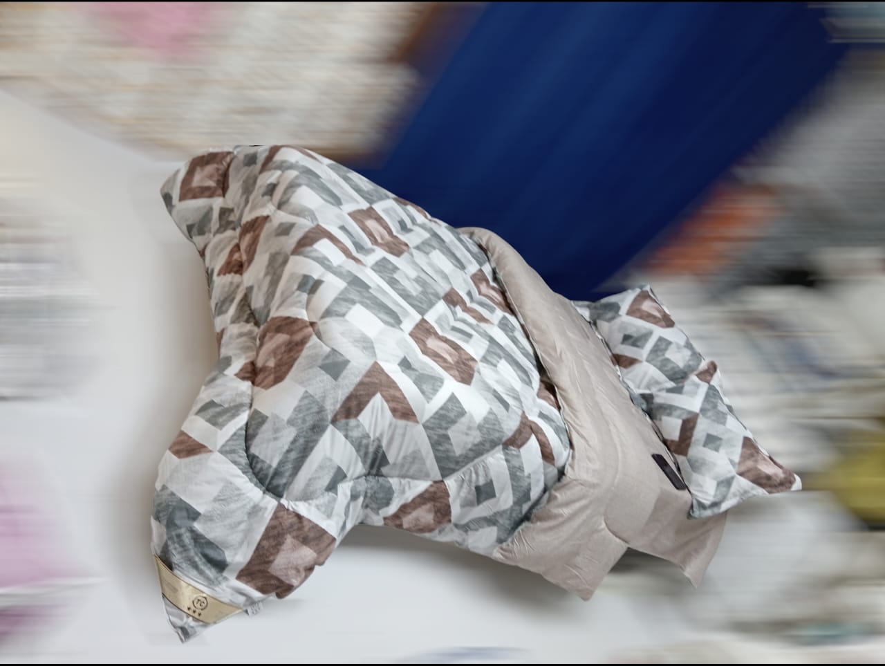 5 by 6 Deluxe Duvet Set with Bedsheet & 2 Pillowcases – Soft, Warm & Elegant Bedding for a Perfect Night’s Sleep