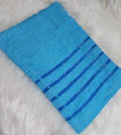 Medium Bath Towel - Soft, Absorbent, Quick-Dry Cotton Towel for Bathroom, Shower, and Travel Crafted from 100% Premium Cotton for Exceptional Softness, Absorbency, and Durability