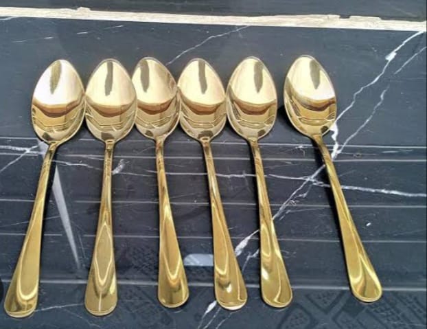 6-Pieces Premium Gold Stainless Steel Spoons Set – Elegant, Rust-Resistant Cutlery for Dining, Dessert & Daily Use
