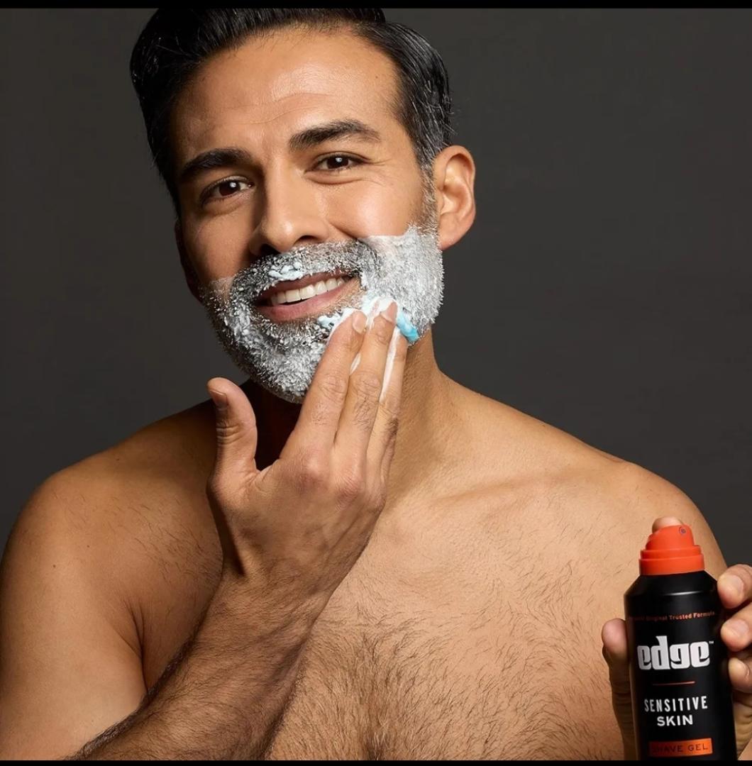 Shaving Gel for Men. Sensitive Skin with Aloe Vera. Moisturizes, Protects and Soothes To Help Reduce Skin Irritation. 2.7 Ounce.