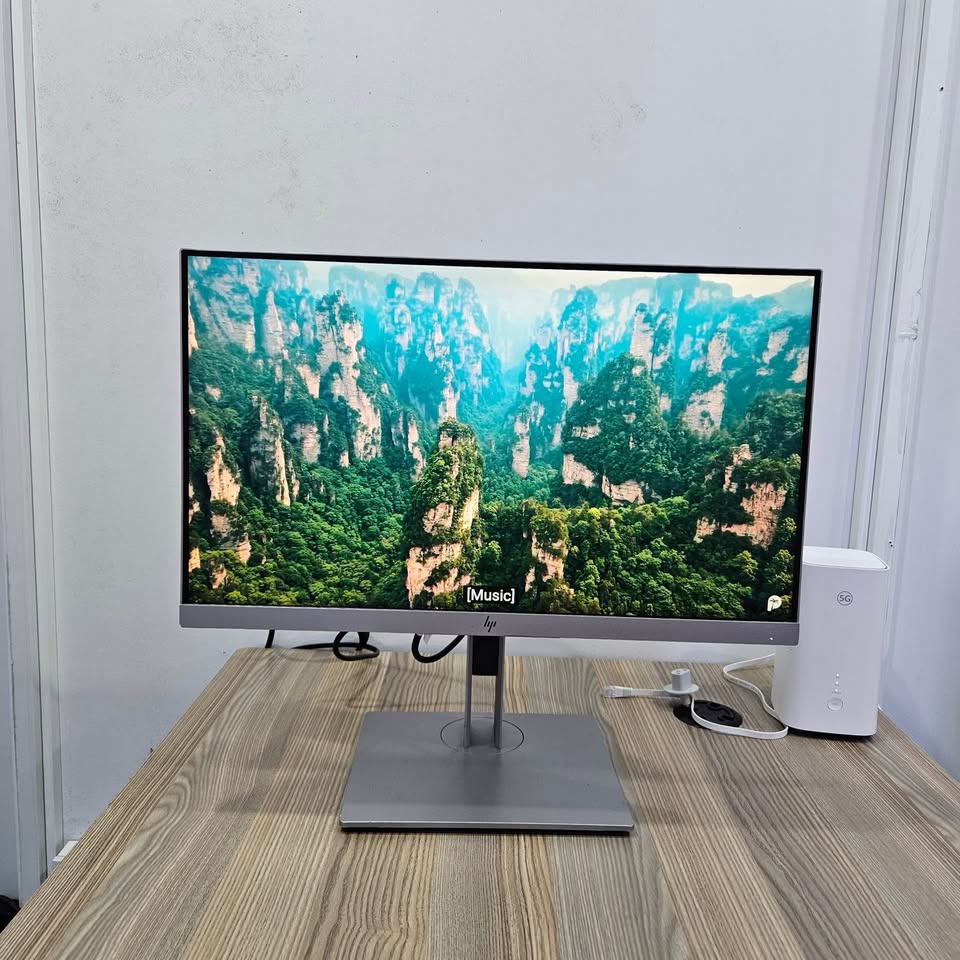 Hp 22 inch Frameless monitors with an HDMI,VGA,Display,Viewing Angel: 178/178, Widescreen Anti-Glare Display, Security Lock Slot,1 x Mini DisplayPort,2 DisplayPort