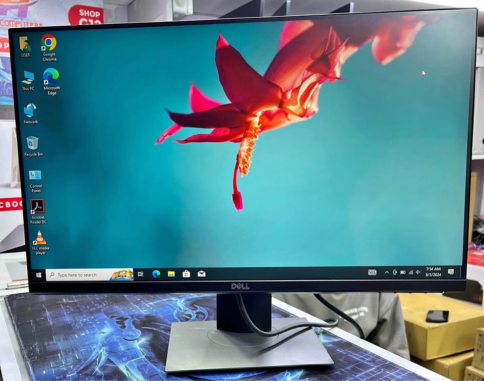 Dell U2415 24 inches Edge to edge frameless monitors with HDMI port (24-inch WUXGA Monitor (1920x1200) at 60Hz, 16:10 Aspect Ratio) compatible with all operating systems of a computer,Vesa compatible