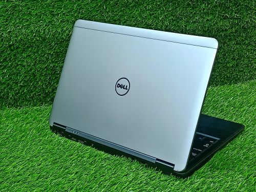 Dell Latitude E7240 Core i5 4th Gen 128GB SSD Laptop 
Dell Latitude E7240 comes with Intel Core i5 4th generation processor, 8GB RAM, 10MHz memory speed, 128GB SSD storage capacity, 12.5-inch