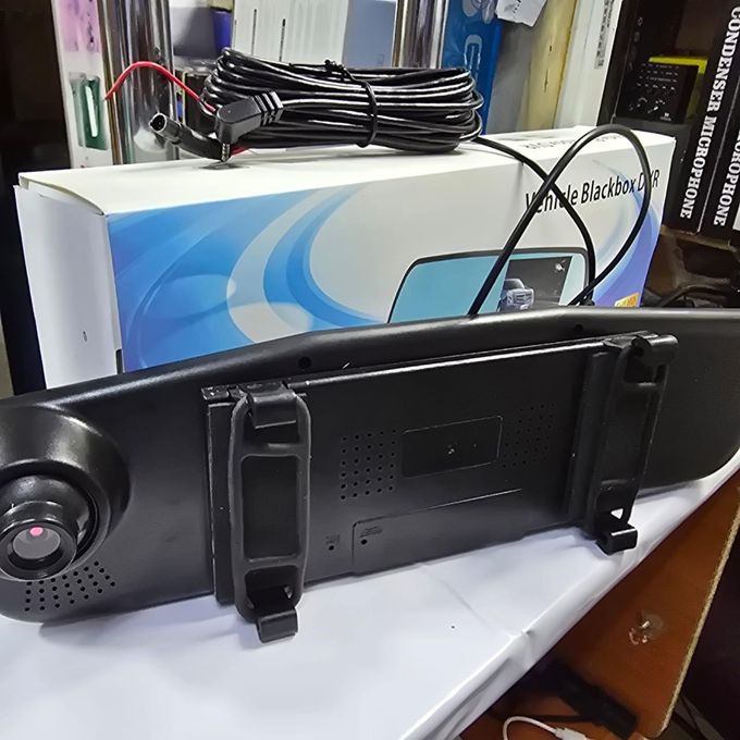Dashboard Camera 4.3 Inch Car DVR Mirror Car
Touch Screen with 4.3-inch LCD Display Screen.
Large Mirror Size with 340mm x 120mm / 4.7in x 13.4in (Width x Height)