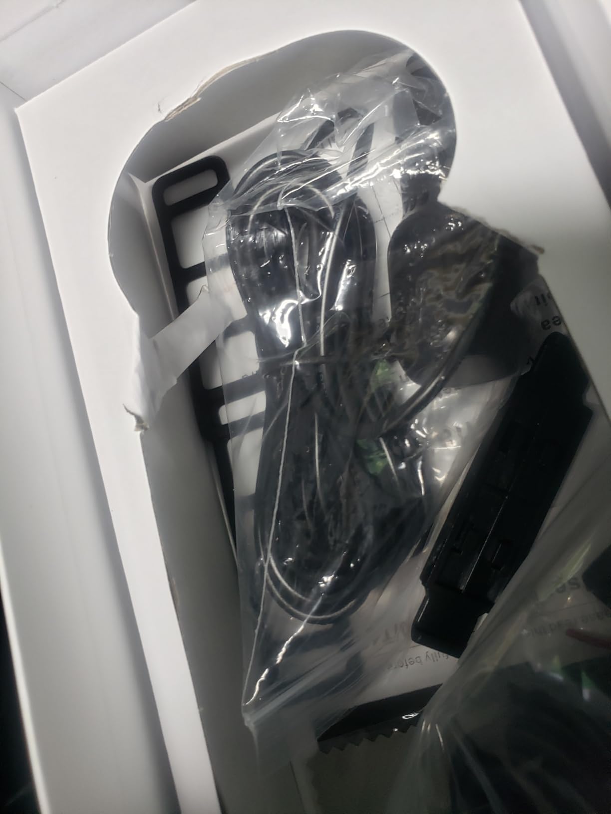 10 inch Full Touch Screen Mirror Dash Cam
10 Inch Full Touch Screen
The interface is easy to navigate and set the multi-function menu.You can perform various operations with simple touch,
